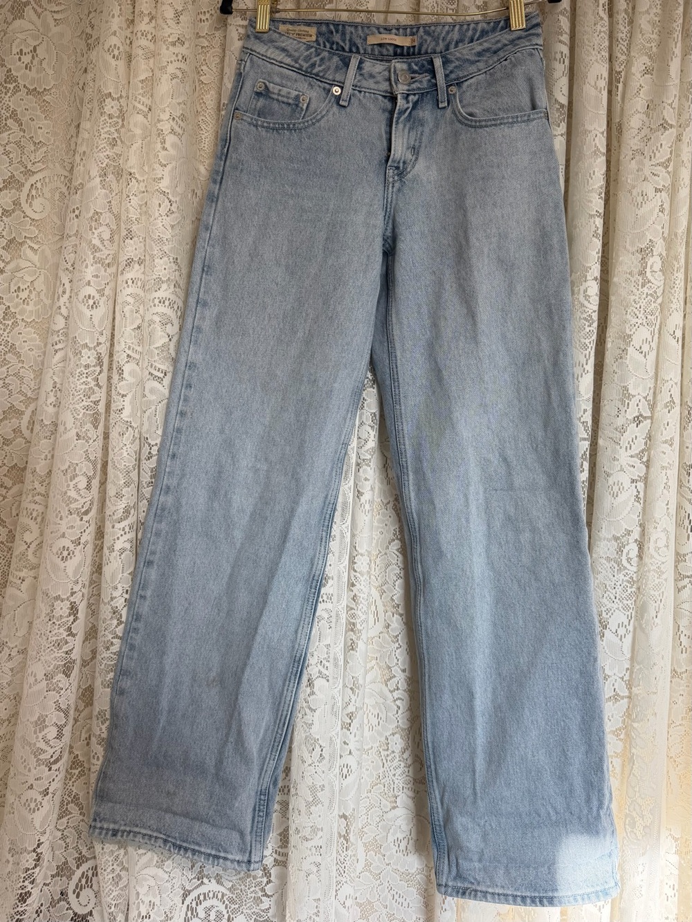 Levi’s Low Loose Light Denim Jeans